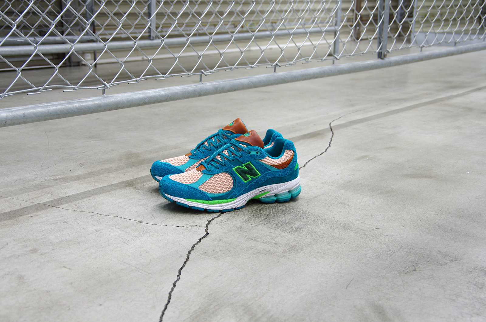 new balance ML2002R “WATER BE THE GUIDE” “SALEHE BEMBURY” | mita sneakers  Draw