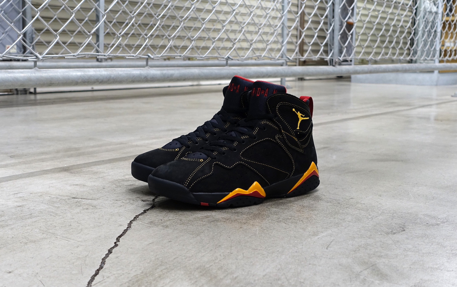 JORDAN BRAND AIR JORDAN 7 RETRO “CITRUS” “MICHAEL JORDAN