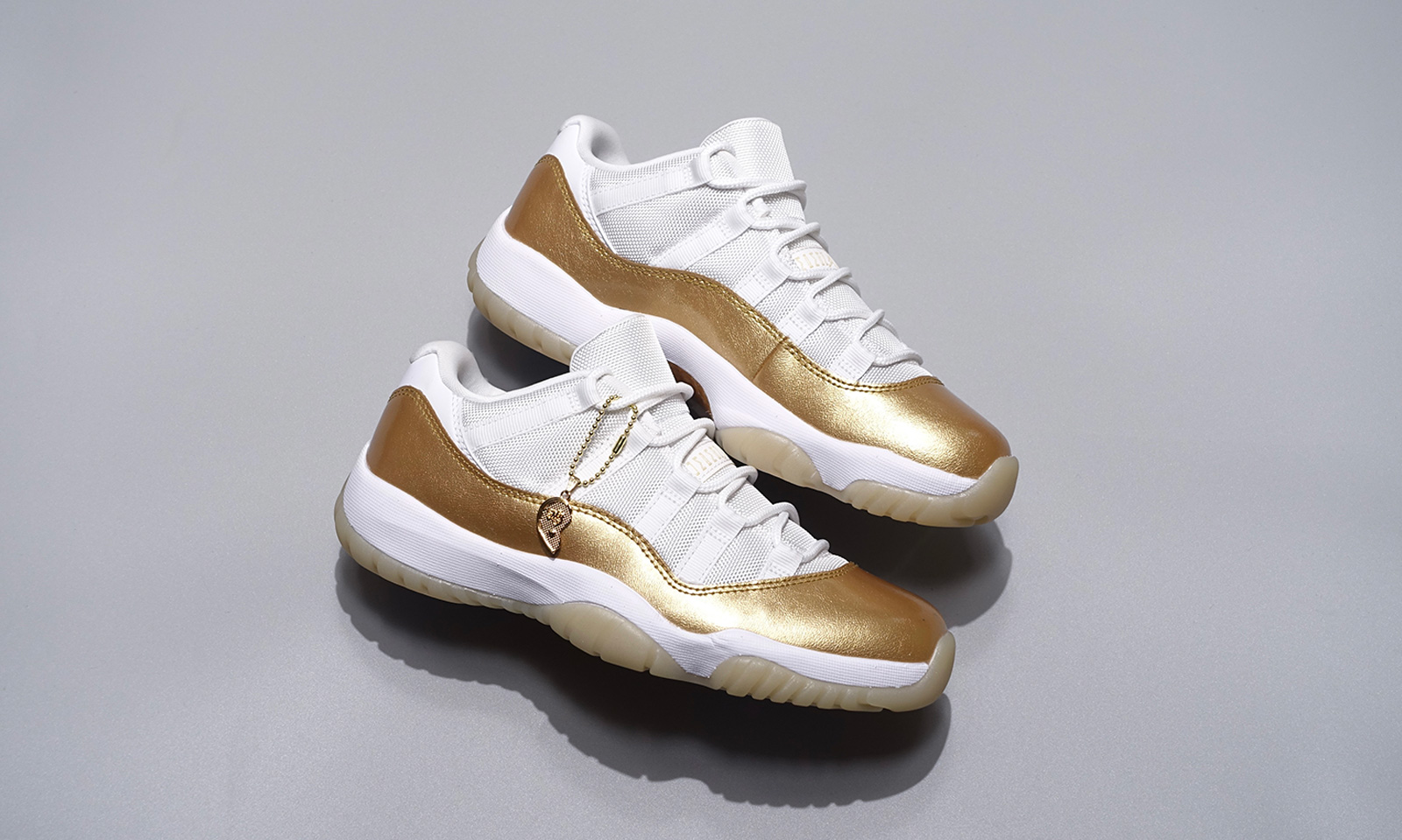 【jordanさん専用】 JORDAN BRAND (WMNS) AIR JORDAN 11 RETRO LOW “MOTHER'S DAY